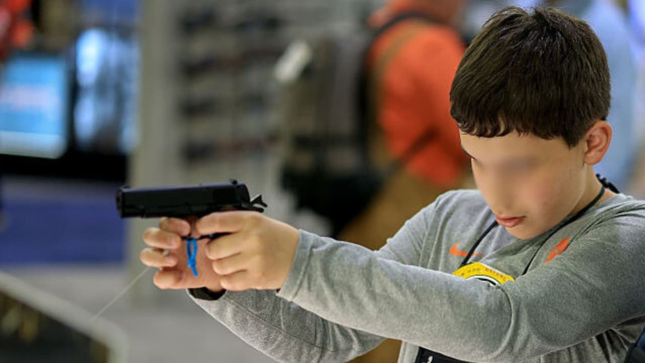 Tiroteo entre adolescentes en Orlando deja tres menores heridos: ¿qué desató la violencia en plena calle?