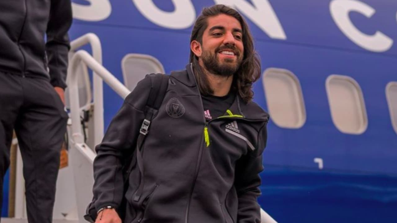 Pizarro enciende ilusión de Chivas con un "like" en redes