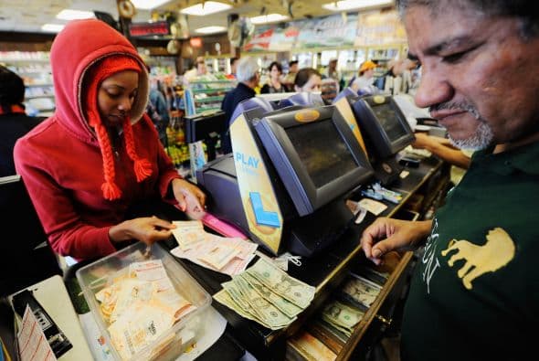 ¿Ya compraste tu boleto? Mega Millions te espera con casi 500 millones en juego 