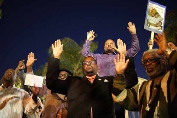 El Presidente Obama por su parte, reiteró la importancia de seguir las leyes. Con la información de Univision.com