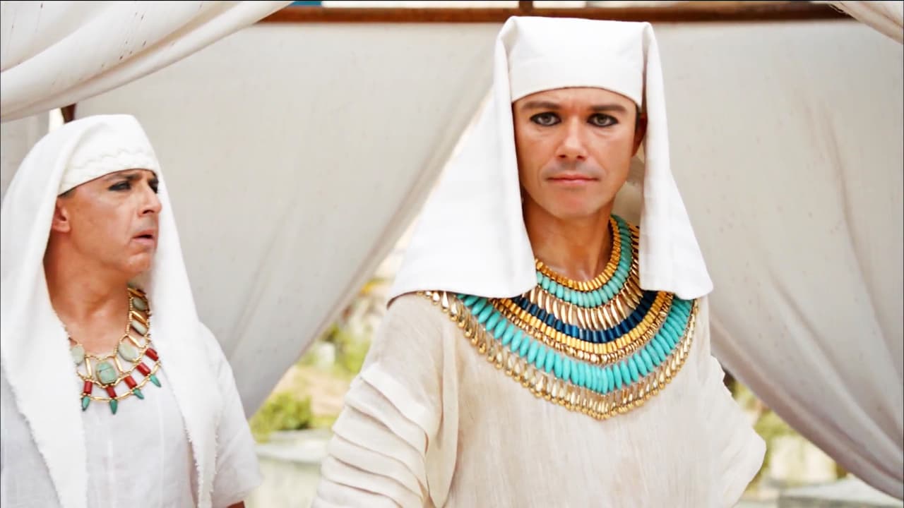 Años más tarde, los hermanos de José llegaron a Egipto para suplicar por ayuda para sobrevivir a la sequía. Al verlos, José recordó el día que lo vendieron como esclavo y le ordenó a los guardias arrestarlos.