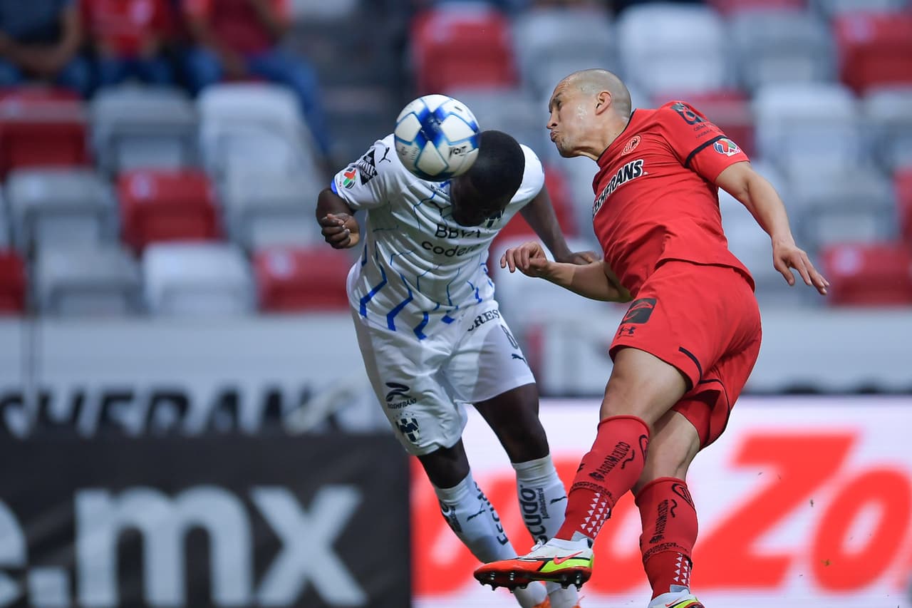 Toluca vino dos veces de atrás para rescatar el empate ante Rayados gracias a un doblete de Leo Fernández; Maxi Meza y Joel Campbell le habían dado la ventaja a los visitantes.
