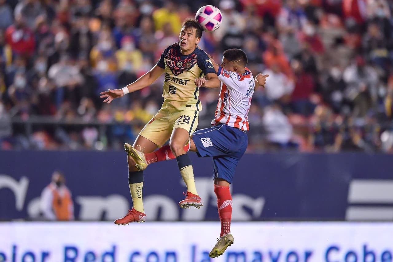 América saca un apretado triunfo en su visita al San Luis; Roger Martínez fue el encargado de hacer el gol de la victoria.