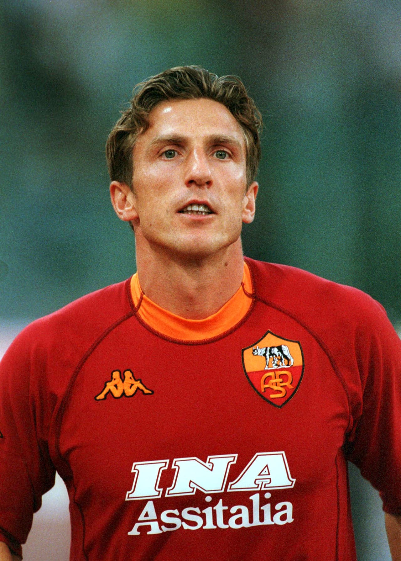 Su última campaña con el club capitalino fue la del Scudetto del 2001 junto con Francesco Totti y Gabriel Batistuta.