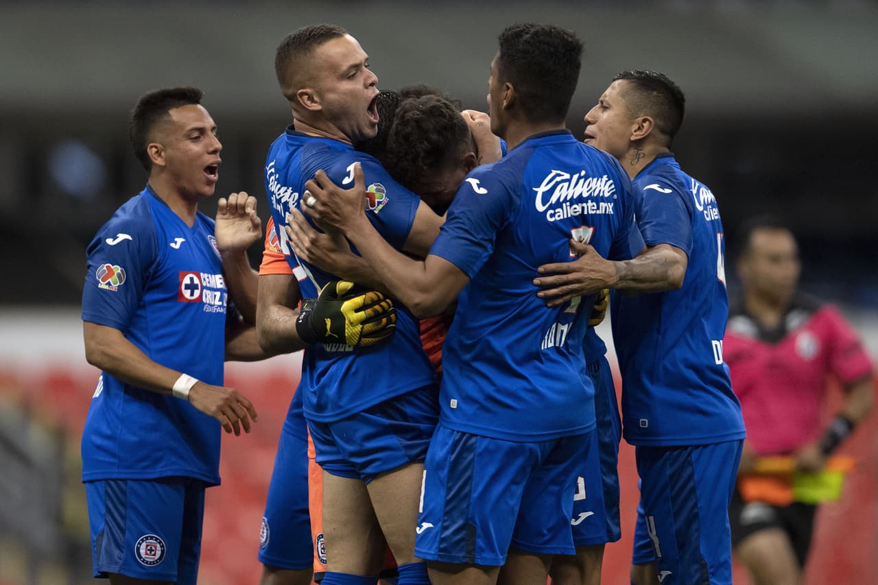 Cruz Azul aclara: De ocho positivos, tres son jugadores