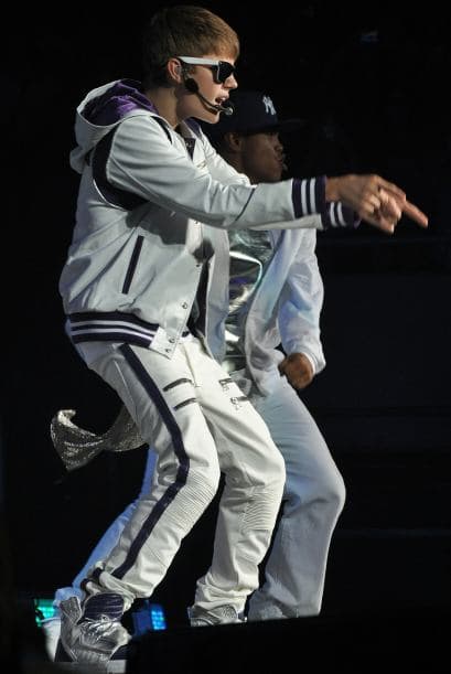 Medios como TMZ y Huff Post ridiculizaron al cantante de “As Long as You Love Me”.