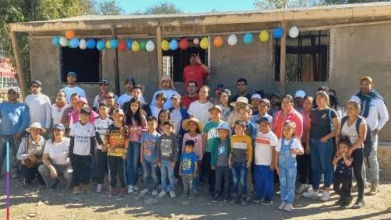 Fundaciones como ConstruyendoMX desempeñan un papel crucial en la construcción de vivienda digna.