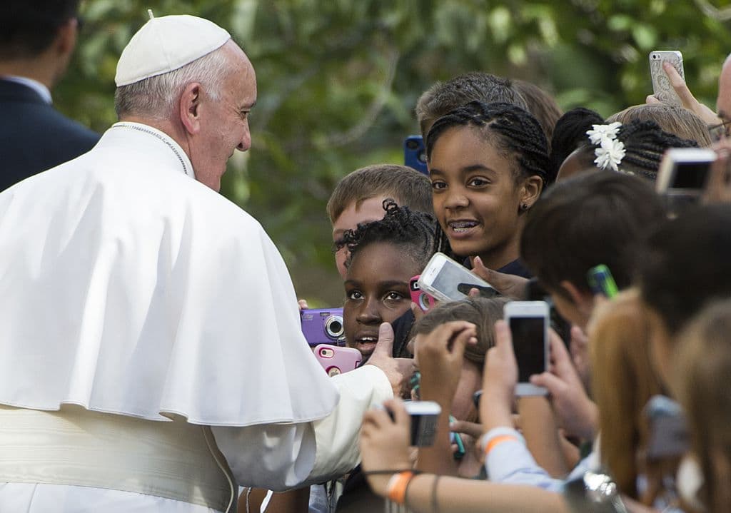 En la Casa Blanca, el Papa destacó la importancia de la libertad religiosa y la contribución de las familias inmigrantes.