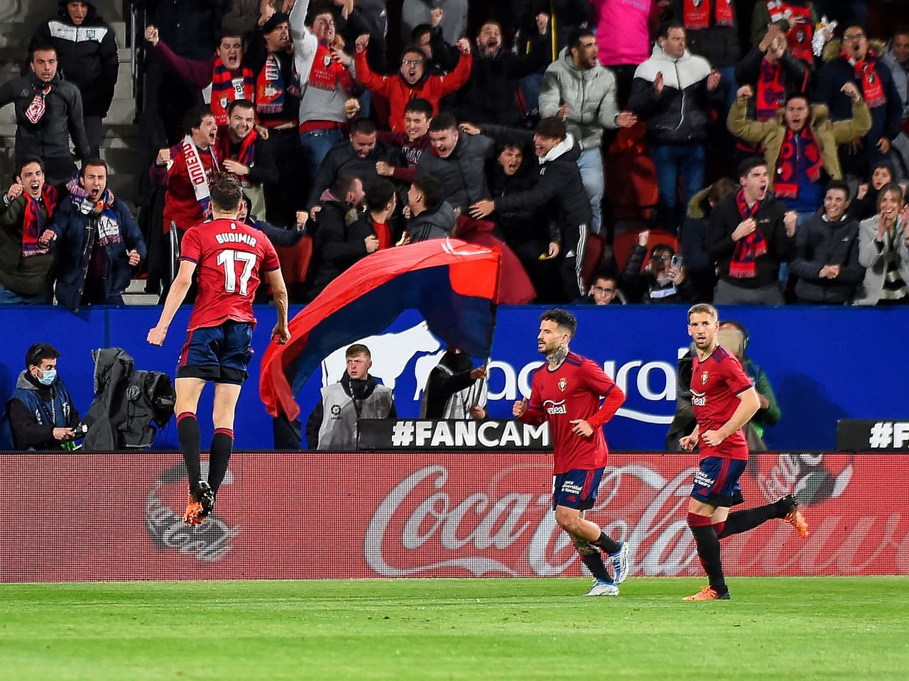 Real Madrid se plantó con mucha autoridad en El Sadar y consiguió un muy importante triunfo para ponerse muy cerca de alzar el título de LaLiga en la temporada 2021-22.