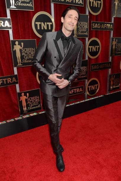 Muy seriecito, Adrien Brody