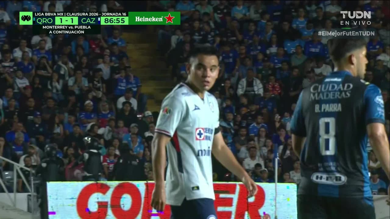 ¡Cerca! El trallazo de Charly Rodríguez pasa besando el poste