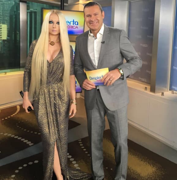 La 'Barbie humana' le contó a Alan Tacher que además del modelaje, tiene otros planes en su carrera.