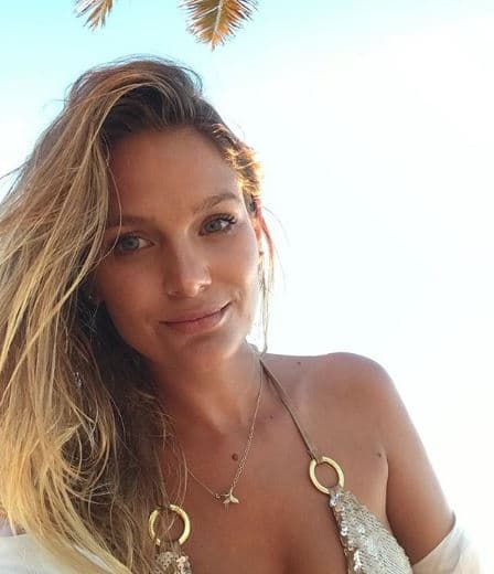 De acuerdo con la periodista mexicana Nelssie Carrillo, Mayte recientemente visitó en México la tienda de ropa de la cual es socia la madre de Diego Boneta.