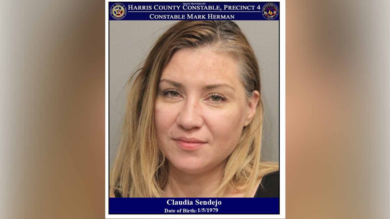 Claudia Sendejo había recibido un DUI anteriormente.