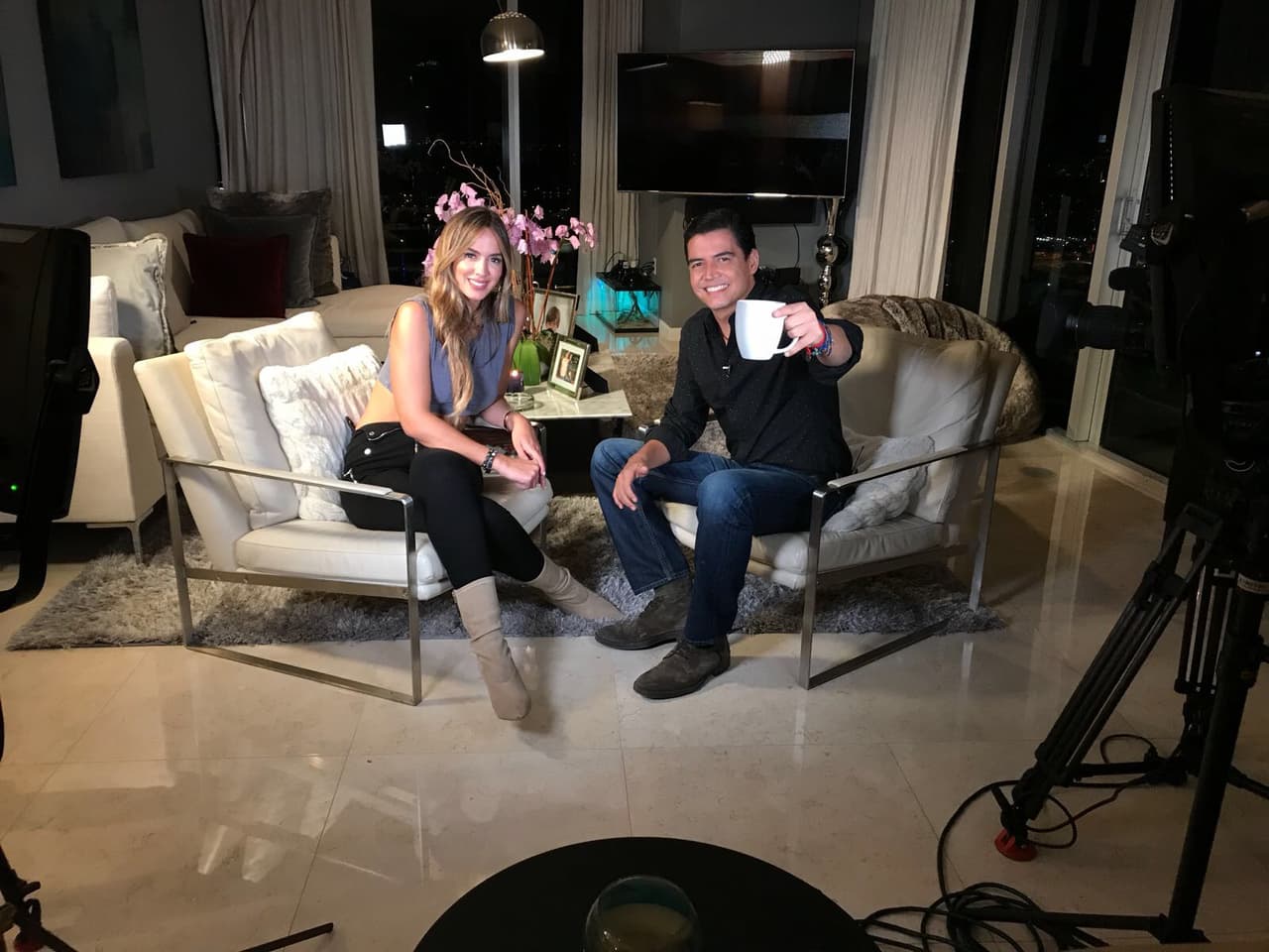 Orlando estaba feliz de tener esta gran exclusiva para Despierta América, Shannon habló de su vida personal pero también de su faceta como modelo y empresaria, la cual la tiene muy ocupada.