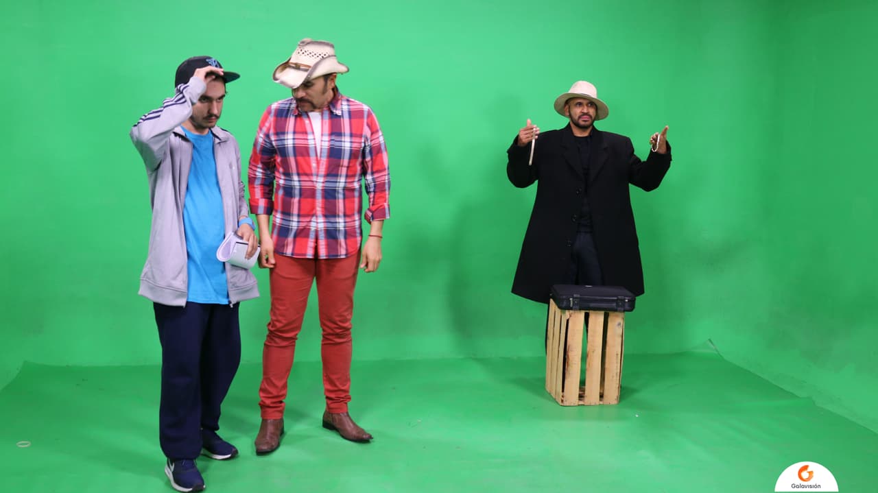 Si aún no has visto este divertido webisodio, entra ahora
<b><a href="https://www.univision.com/series/los-cousins/los-cousins-webisode-12-el-shicago-video">aquí </a></b>y sigue divirténdote con Los Cousins.