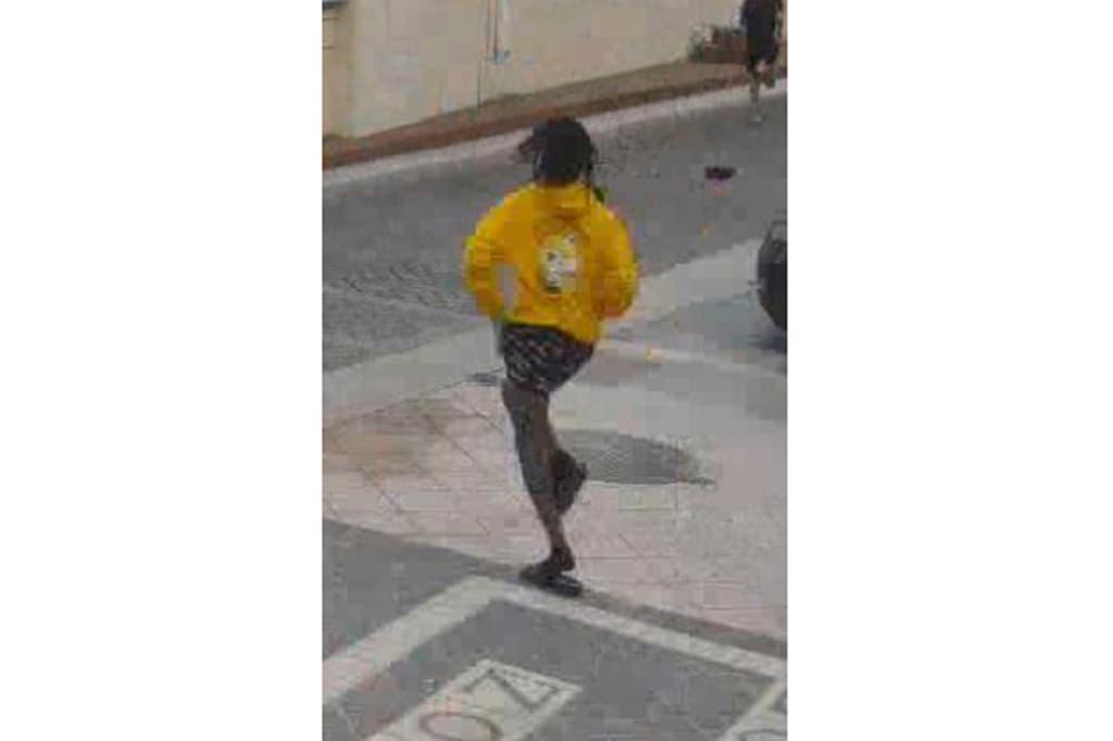 “Es desafortunado, tenemos ciudadanos respetuosos de la ley que vienen a nuestra playa a disfrutar de su día y son interrumpidos por un 
<b>grupo de delincuentes que se involucran en este tipo de actividad violenta”, </b>añadió O'Brien.
<br>