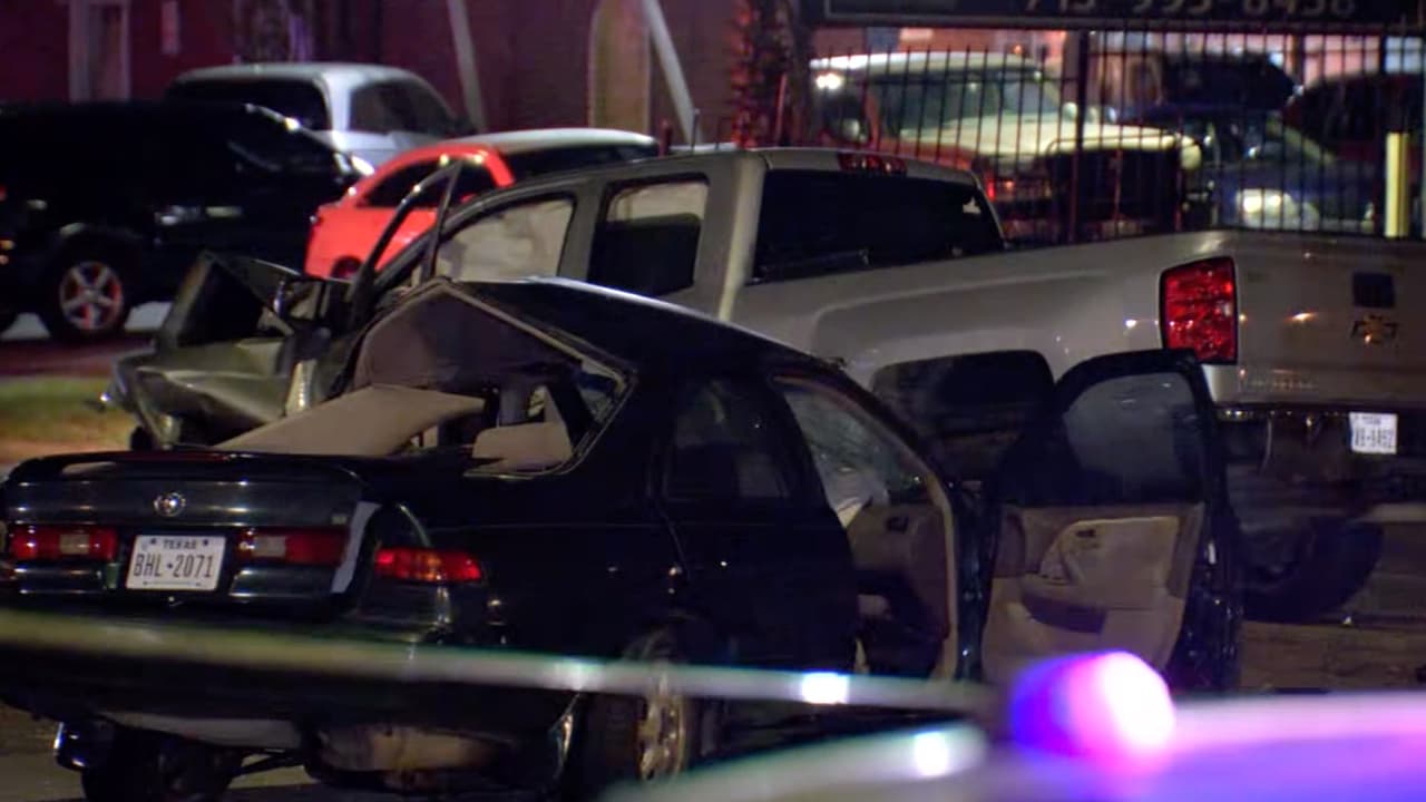 Estrelló su camioneta pick up contra el automóvil de la pareja y huyó de la escena a pie. Los Sapón fueron declarados muertos en la escena.