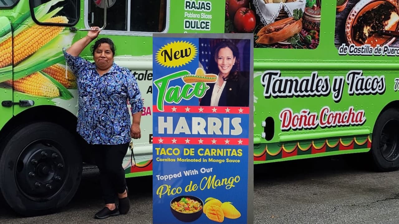 Conocida como Doña Conchita, ella vende tacos y tamales en su food truck en La Villita, el barrio mexicano y es admiradora de Kamala Harris, la candidata a la presidencia, quien estará en la Convención Nacional Demócrata en Chicago y en honor a ella hizo el Taco Kamala y el Tamal Harris. Esta es su historia.