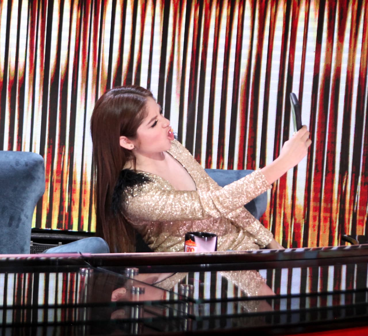 La más joven de los jueces se veía espectacular.