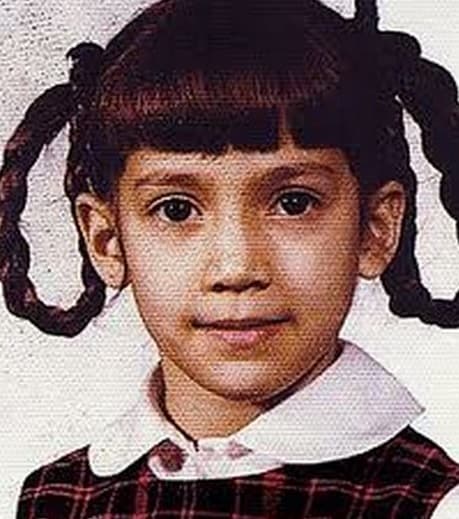 “Yo miré mucho a mis padres. Mi papá trabajaba a la noche y yo era consciente de todo lo que hacía por nosotros. Mi mamá vendía tuppers y también trabajaba en el colegio”.