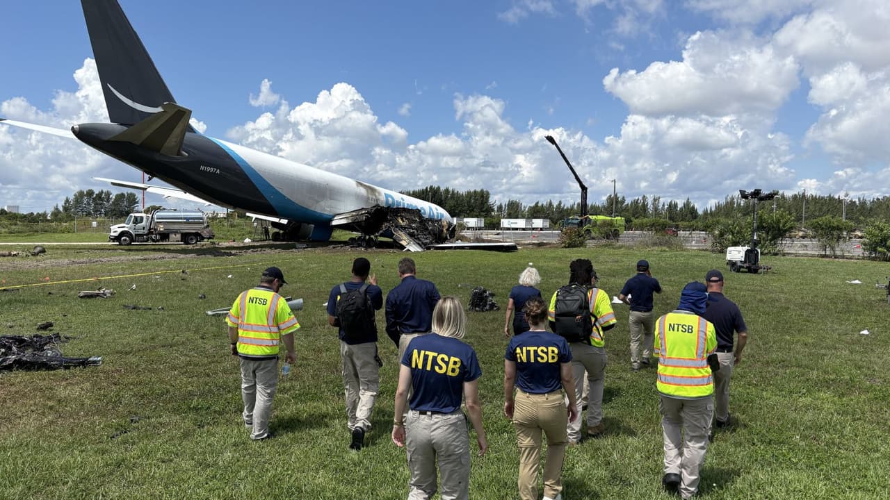 Accidente de avión de Amazon en aeropuerto de Miami: Los pilotos habrían considerado abortar el aterrizaje