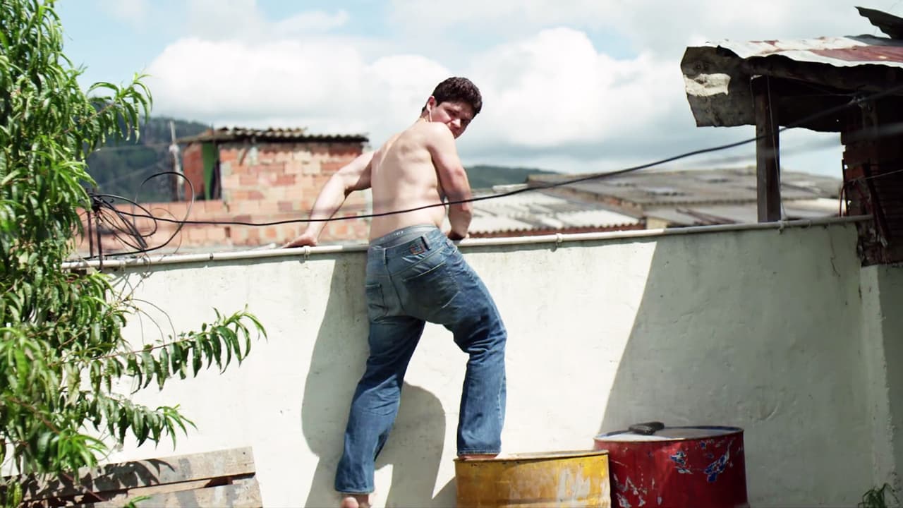 In his Morelos safehouse, ‘La Muñeca’ was surprised by the army’s arrival and he ran away.