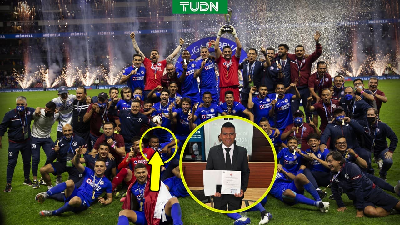 Jaiber Jiménez, campeón con Cruz Azul, se gradúa como preparador físico