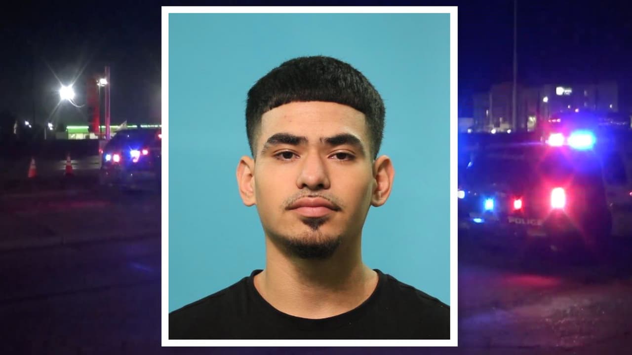 Fijan fianza de $500,000 al sospechoso del mortal tiroteo en el mercado de pulgas de Pearland