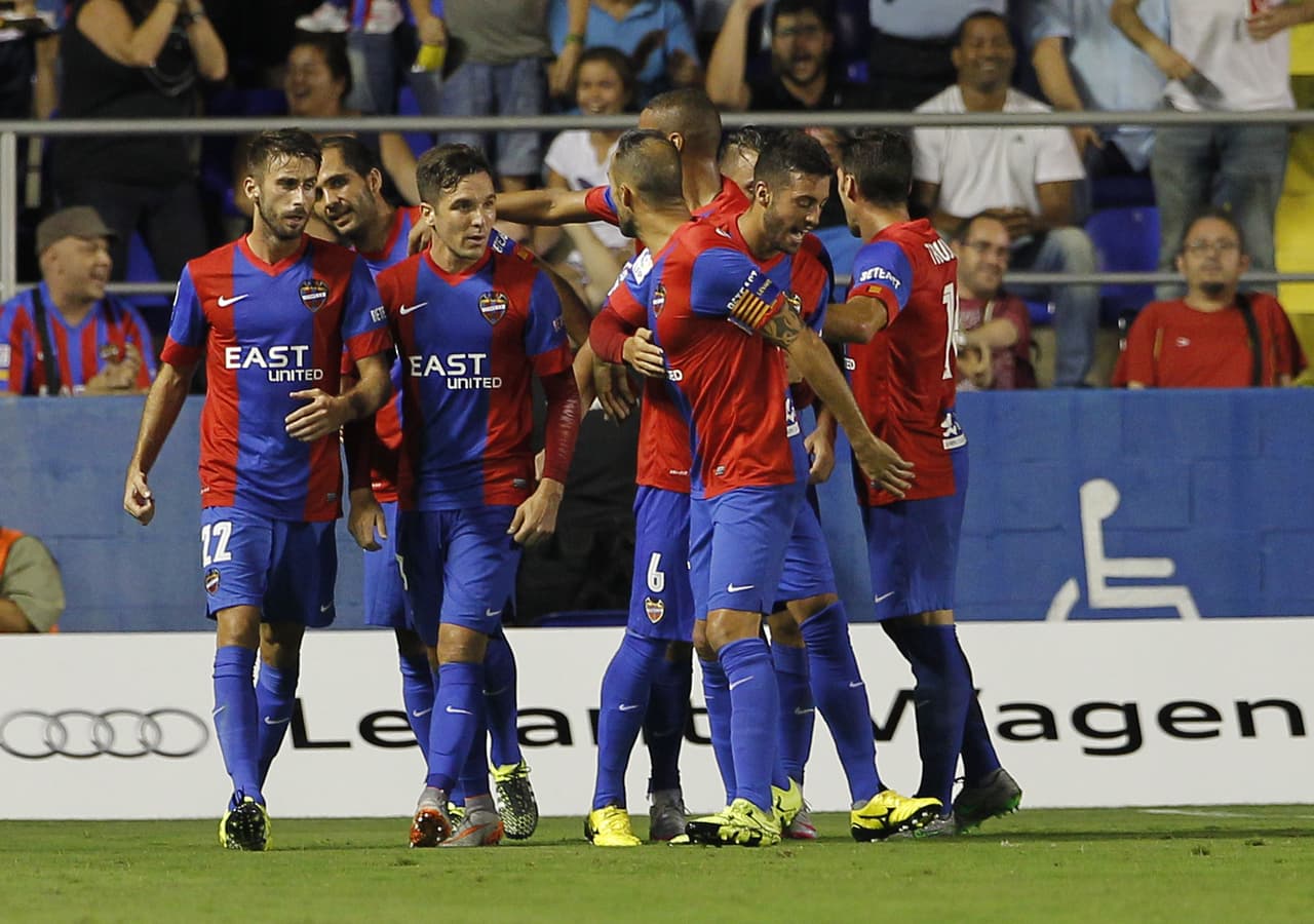 Levante 3-2 Las Palmas:Levante revive en su lucha por no descender