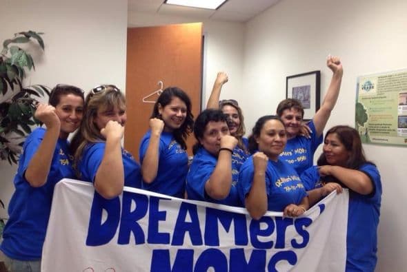 Buen ánimo  y no se rinden, dicen las madres de dreamers que asistieron a la marcha en DC. Foto: @immigrantnation.
