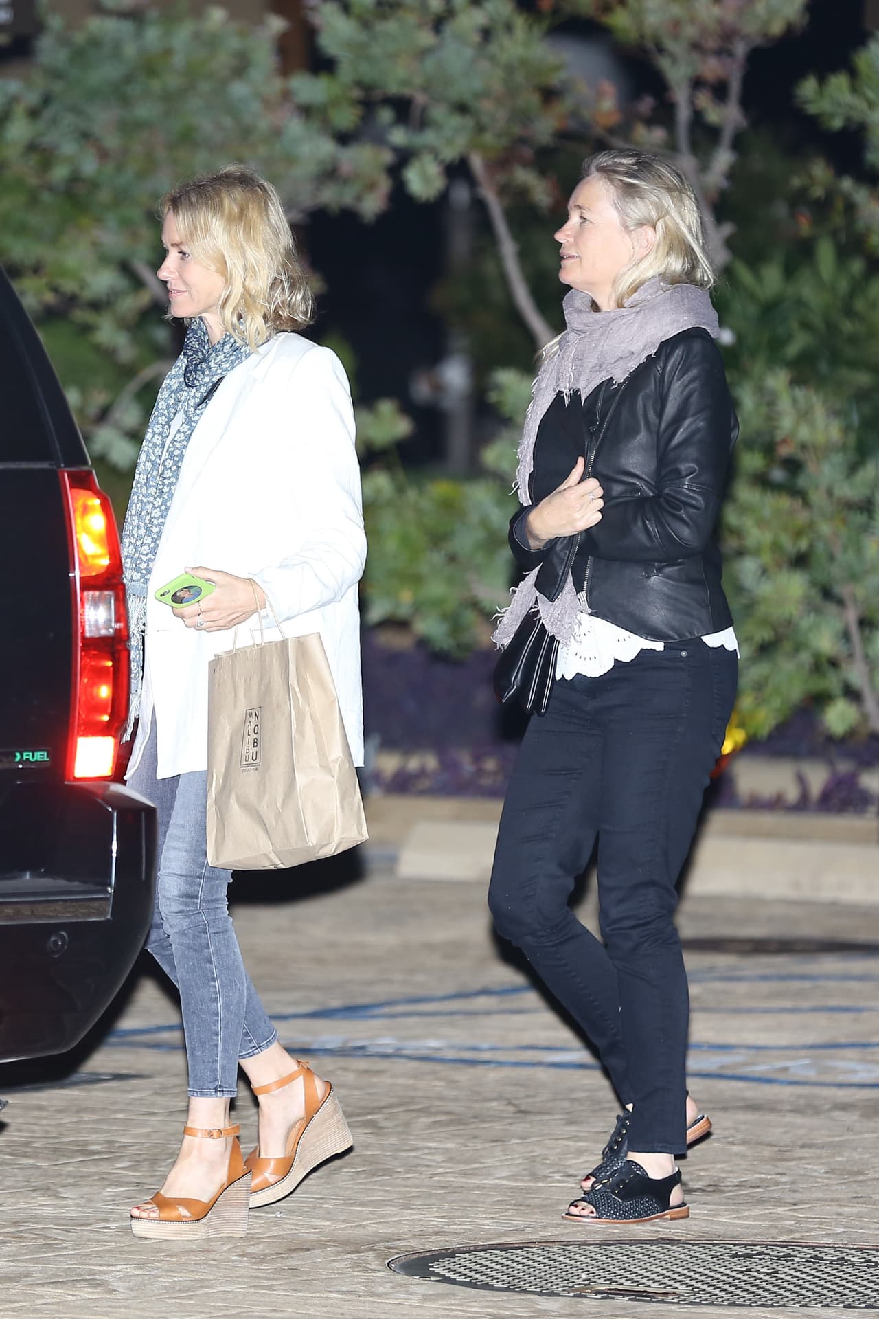 Naomi como siempre bellísima, en esta ocasión lució un 'look' bastante coqueto.