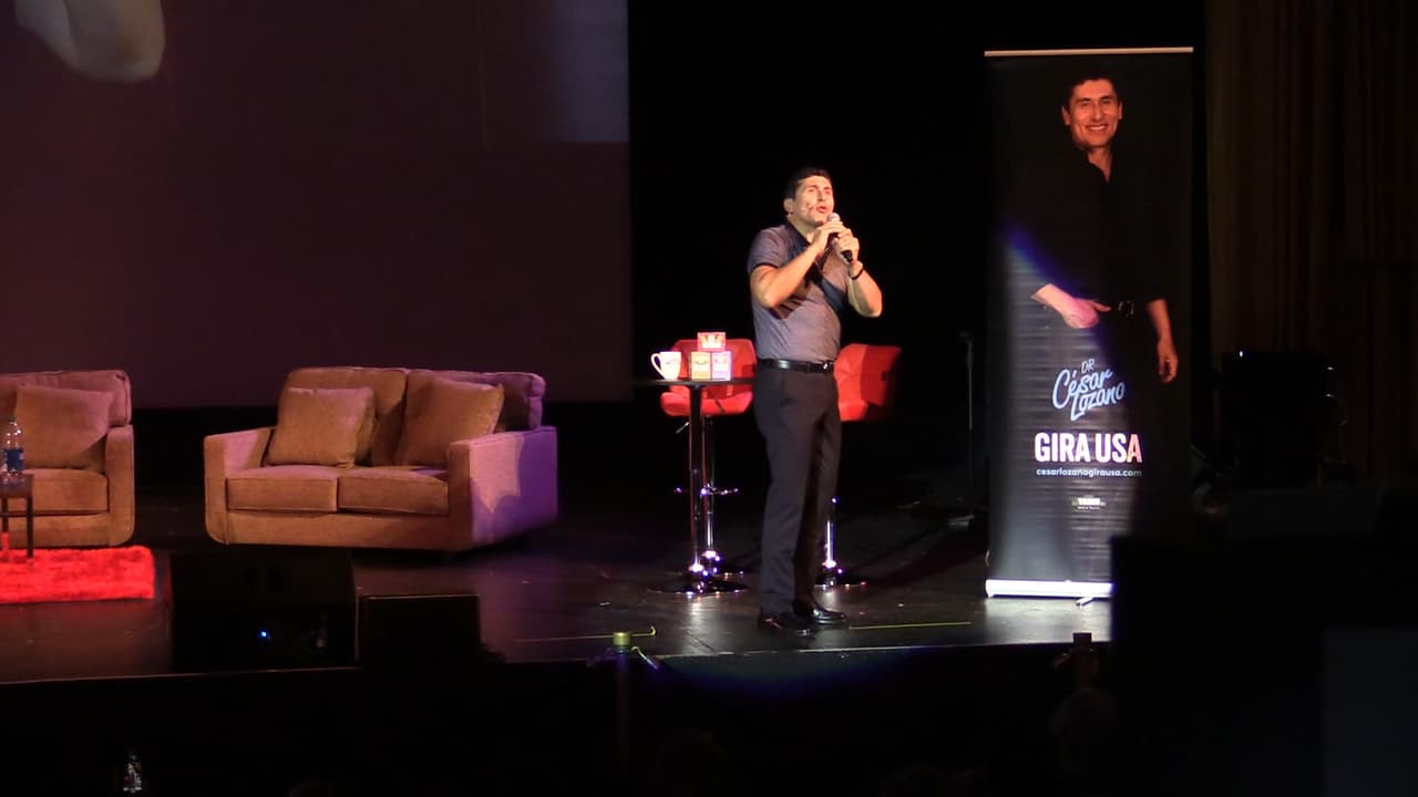 "Somos mente, cuerpo y espíritu", dijo el Dr. Lozano. "Hay gente que trabaja alguno, pero no los otros, y solo cuando se trabajan los tres puede haber armonía.