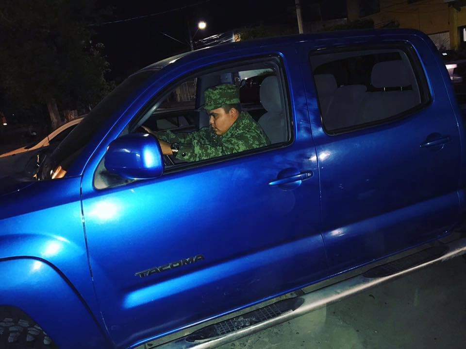 Su gusto era variado y al parecer
<b>también tenía debilidad por las pickups</b>, como esta Toyota Tacoma.