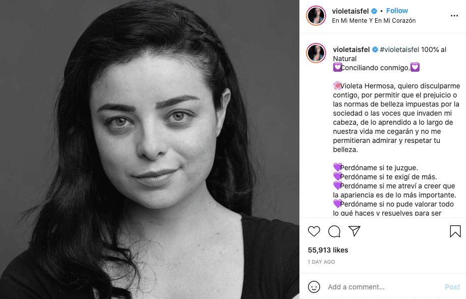 Con una imagen en blanco y negro, Violeta Isfel se pidió perdón por “permitir que el prejuicio o las normas de belleza impuestas por la sociedad o las voces que invaden mi cabeza… me cegaran y no me permitieran admirar y respetar tu belleza”.