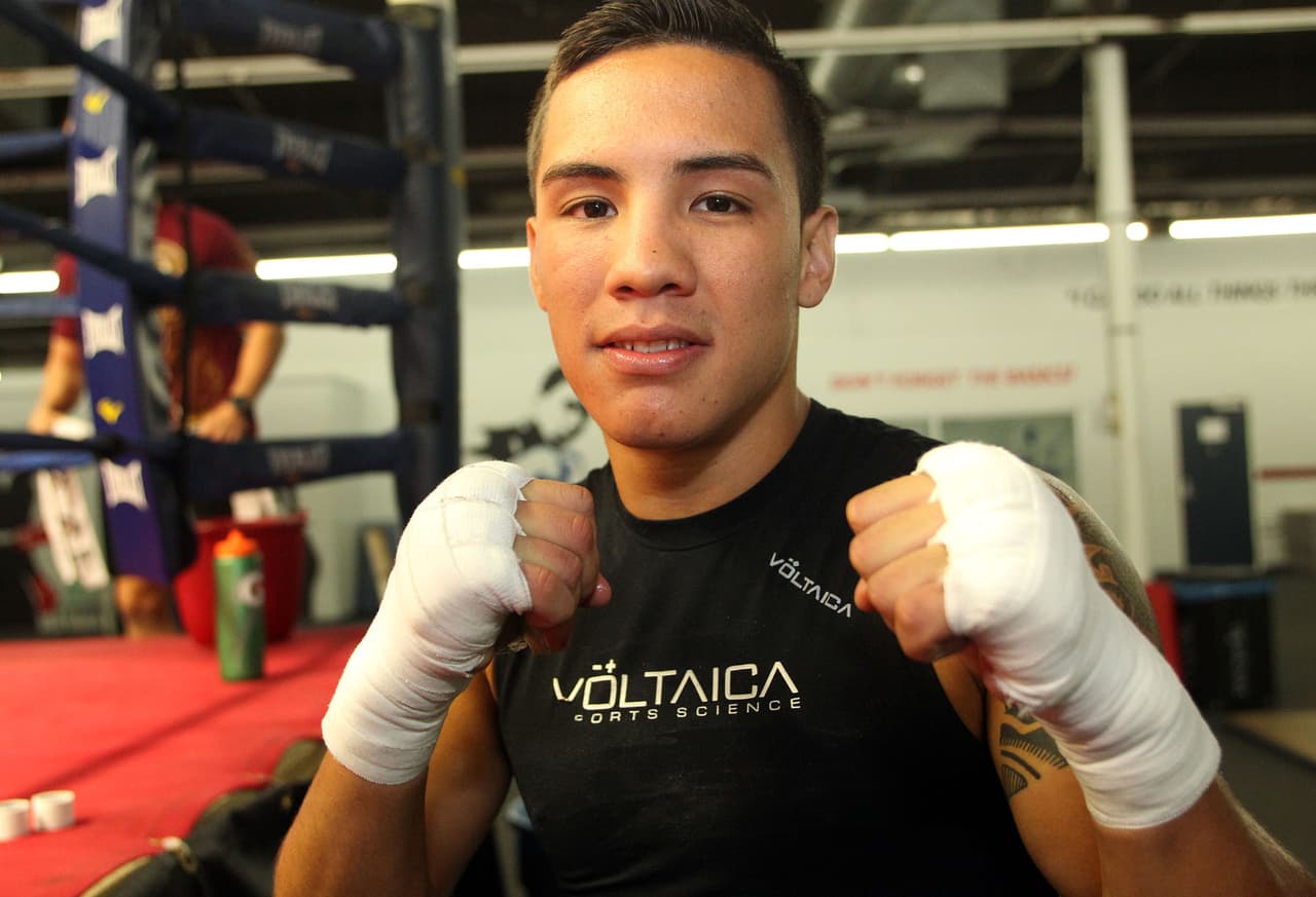 Oscar Valdez inicia entrenamientos para cerrar el año por Solo Boxeo
