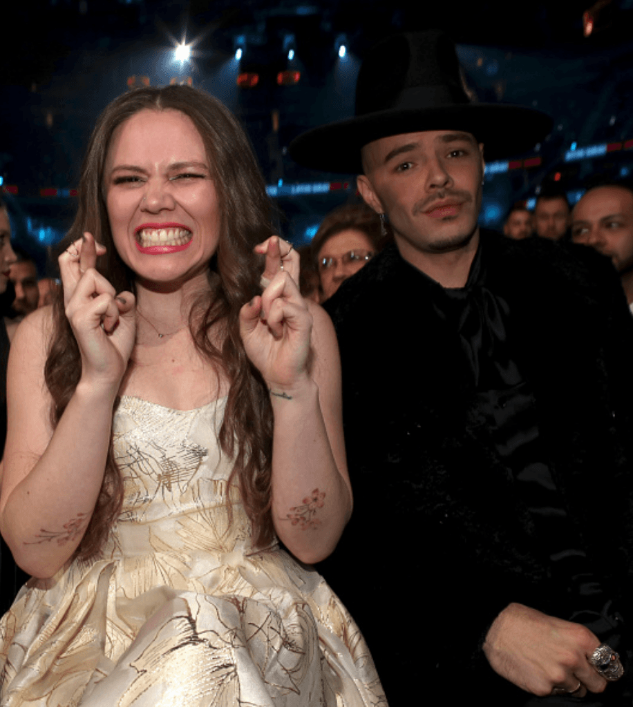 Jesse y Joy durante una premiación en 2016.