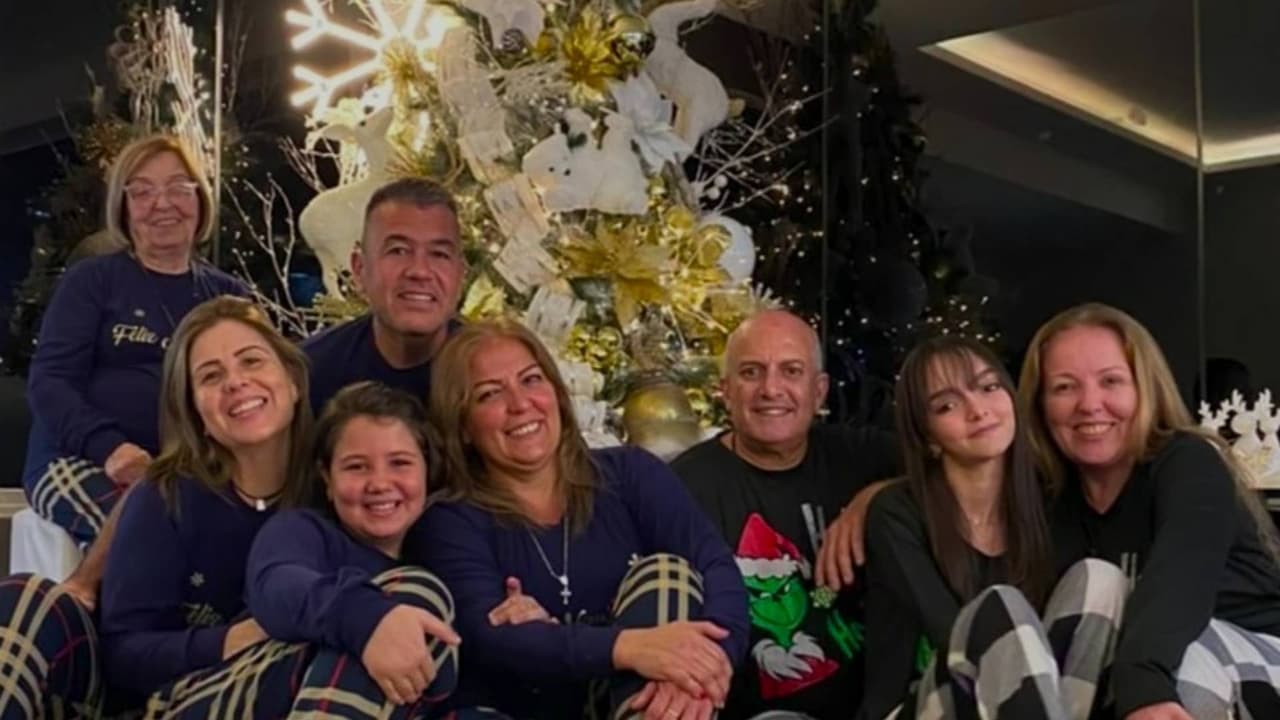 "Supera la palabra 'dolor'": esta madre pierde a siete familiares tras terremoto en Venezuela
