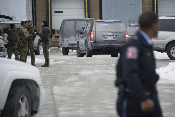 El canal local de la cadena NBC en Washington habló con un hombre cuya hija estaba en el centro comercial en el momento del tiroteo.