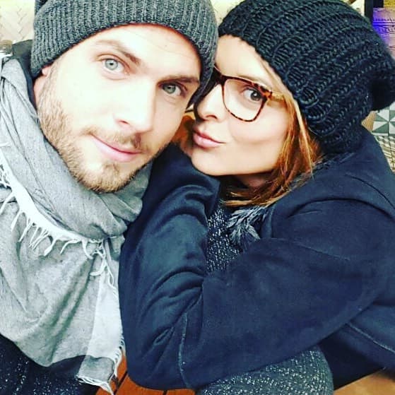 Fue también a través de sus redes sociales que la actriz confirmó su noviazgo con el argentino Horacio Pancheri, en febrero de 2015. Aunque parecían una pareja muy estable y los dos ya convivían con los hijos de ambos, casi un año después se dijeron adiós.