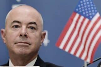 El gobierno de Obama admite que todavía hay mucho que hacer con la crisis de la frontera