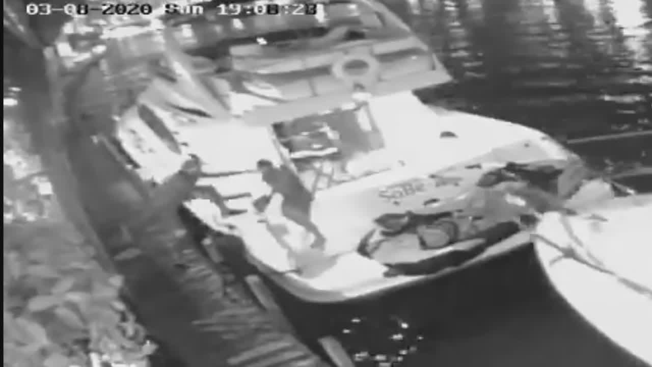 Mujer ebria casi causa una tragedia en el agua: un video de vigilancia lo capta todo