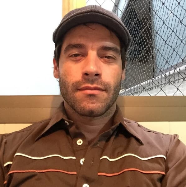 Guilherme Winter nos sorprende de lunes de viernes en ‘Los Diez Mandamientos’, solo por UniMás.