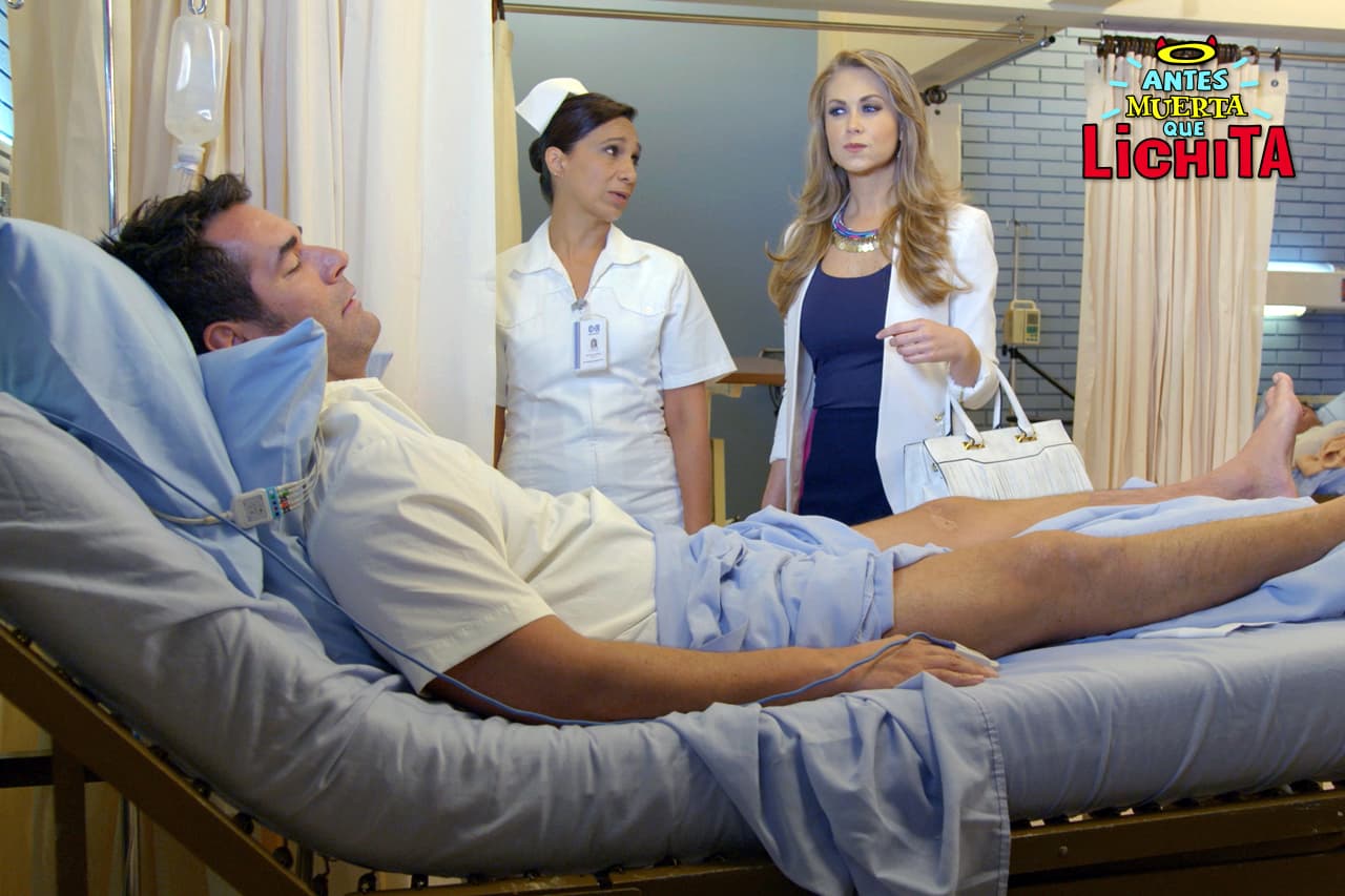 En un golpe de suerte Luciana es informada que su tío Augusto sufrió un “accidente”.