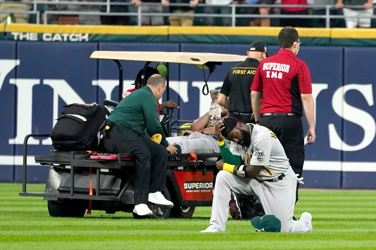 “
<b>Bass está consciente</b>. Lo estuvo todo el tiempo”, dijo el manager de Oakland, 
<b>Bob Melvin</b>, después de la 
<b>derrota de su equipo por 9-0</b>. 
<br>