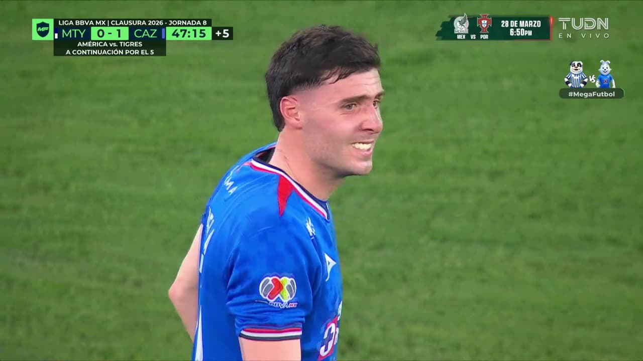 ¡Insólito, el árbitro casi rompe a Paradela! El colegiado le sacó sangre en el tobillo al jugador