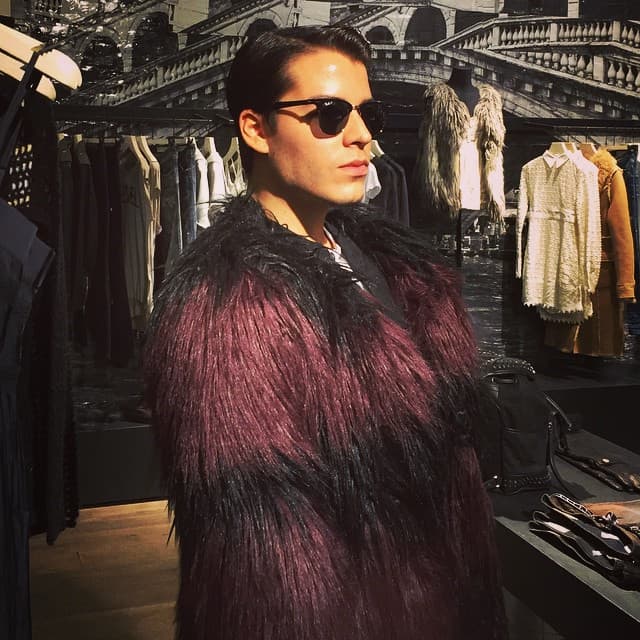 Además, él siempre es 'trendy', pues confiar en su buen gusto es algo que podrías hacer sin dudar.