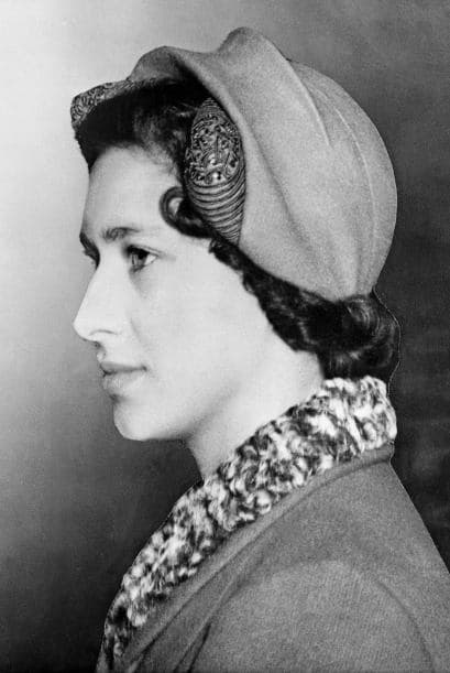 Su familia la llamaba Lilibet y desde pequeña era amante de los perros y los caballos y estaba muy unida a su hermana, la princesa Margaret, cuatro años más joven que ella. Imagen probablemente de 1940 de la princesa Margaret.