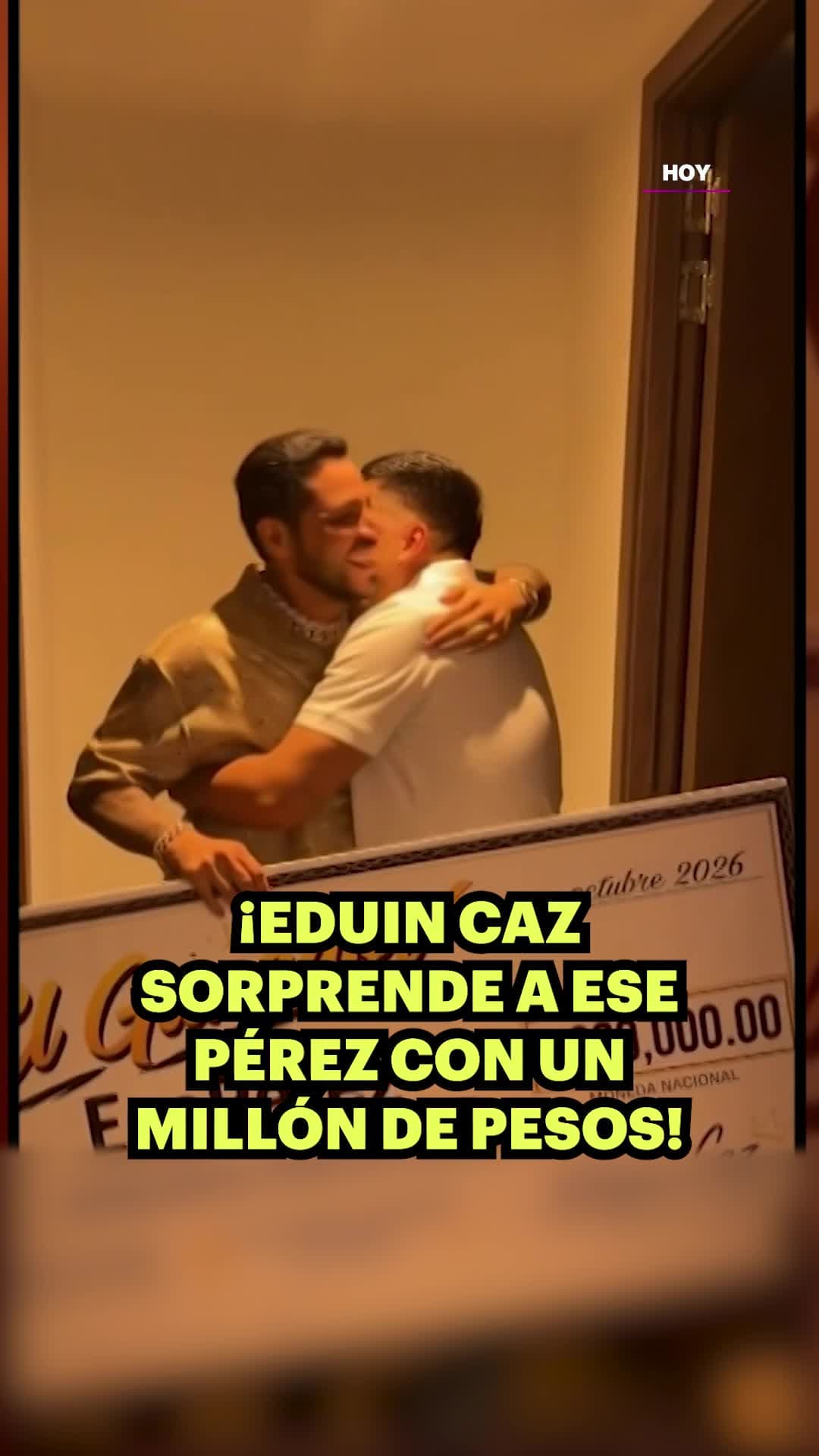 Eduin Caz sorprendió a Ese Pérez con un millón de pesos