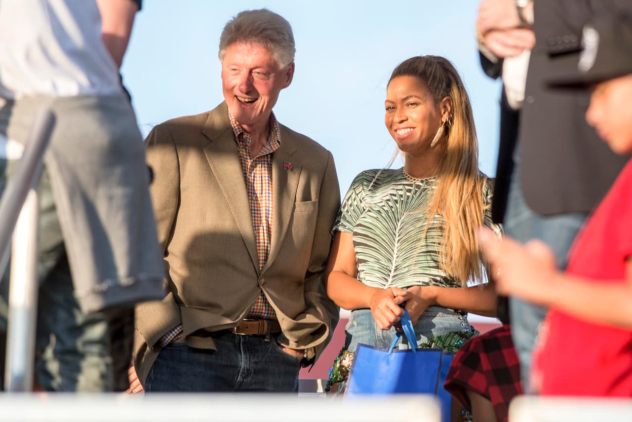 Donde para su sorpresa se encontraba el ex presidente de Estados Unidos, Bill Clinton.